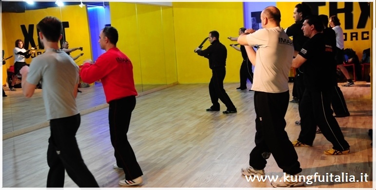 Stage Bart Cham Dao Wing Tjun Chun Tsun Kung Fu Academy Caserta Italia IMAA Sifu di Giorgio Sifu Mezzone Salvatore Scuola arti marziali difesa personale  www.kungfuitalia.it (1)